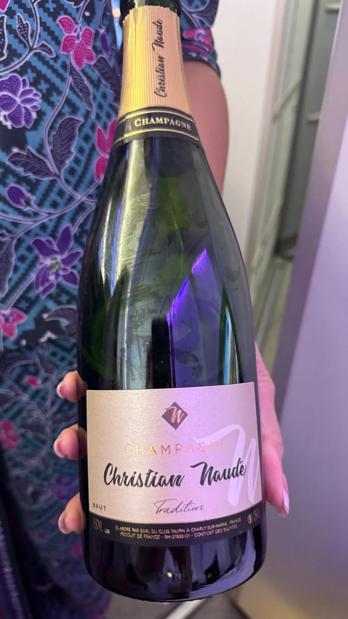 Christian Naudé Tradition Brut Champagne on the pre-departure service.