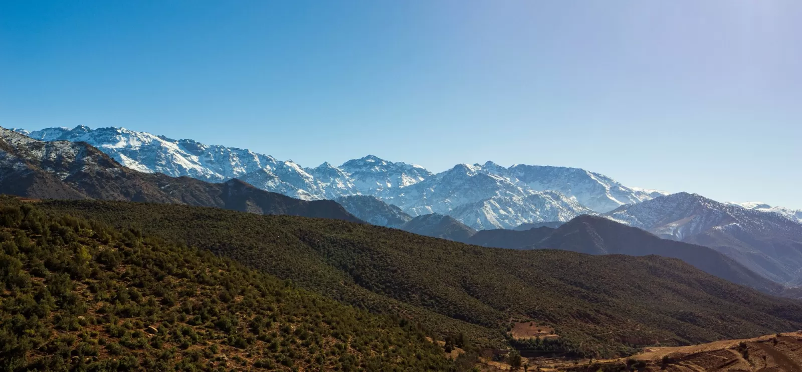 Again... unreal scenery of the snow-capped Atlas Mountains.